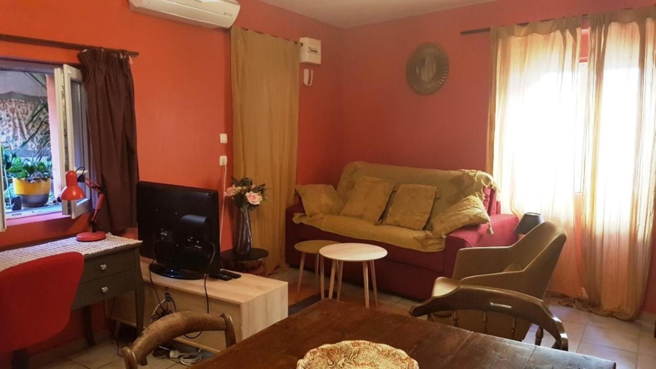 Petit Patio En Centre Ville Ним Екстериор снимка