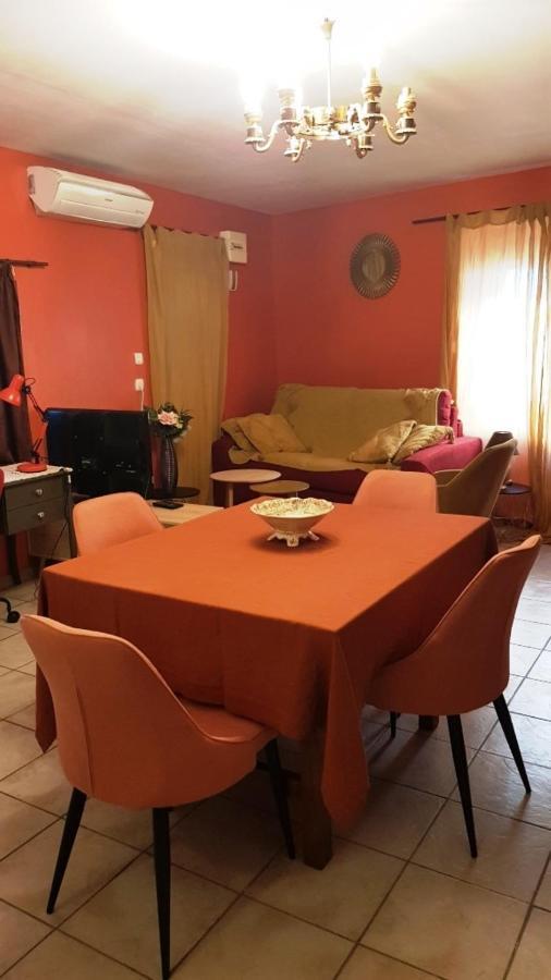Petit Patio En Centre Ville Ним Екстериор снимка